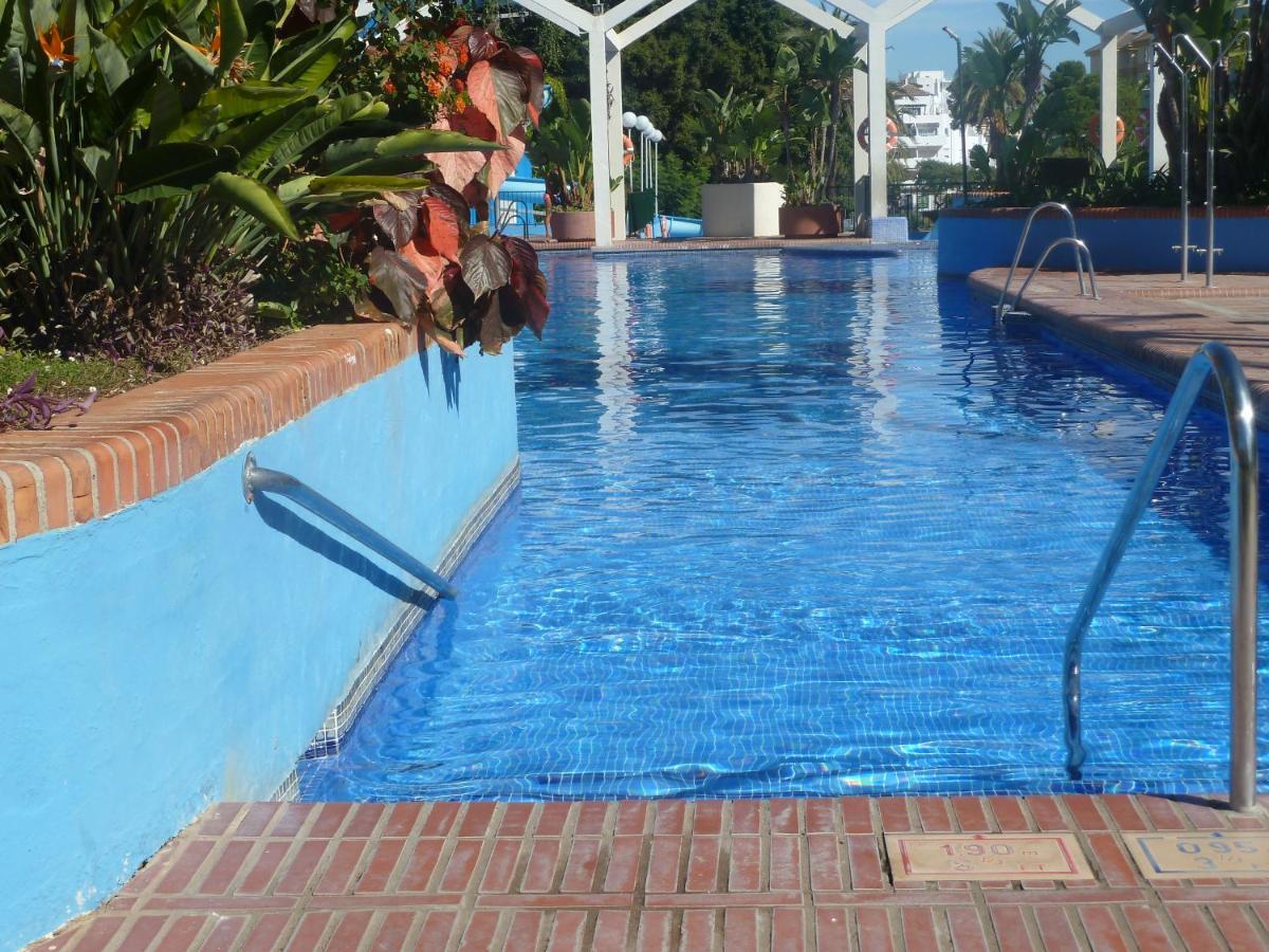 Parking Privado Benalbeach Benalmádena Buitenkant foto